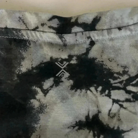 Women’s Reverse Tie Dye T Shirt Size 2XL (see pictures for measurements) - Picture 3 of 5